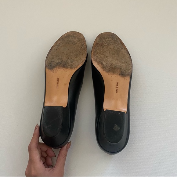 SOLD Salvatore Ferragamo Vintage Vara Bow Pumps Navy Blue - Picture 6 of 15